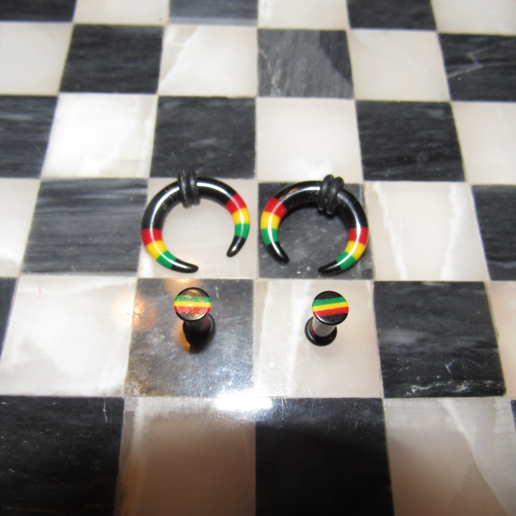 Rastafari Colored Size 6 Gauges And Plug Set